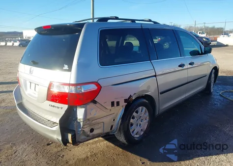 2005 Honda Odyssey Lx z USA, uszkodzony, nr VIN 5FNRL38225B130828